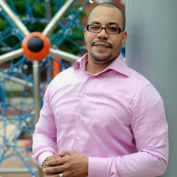 Fitness promoter connects neighborhood moms to a healthier lifestyle ...