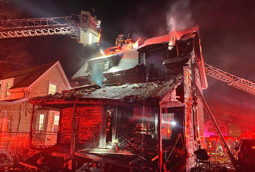 Two-alarm fire displaces three on Woodward Avenue - Dorchester Reporter